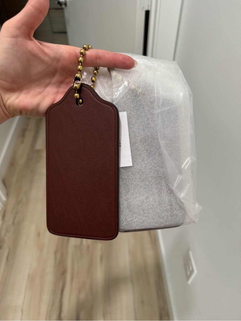 COACH XL Hangtag brand new! - Picture 5 of 5